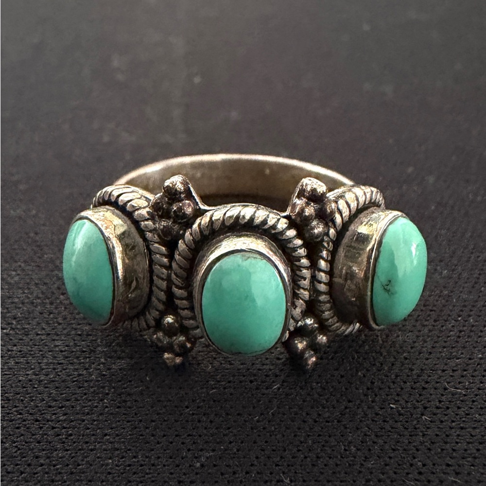 Vintage 925 Silver Turquoise Silver Ring size 7